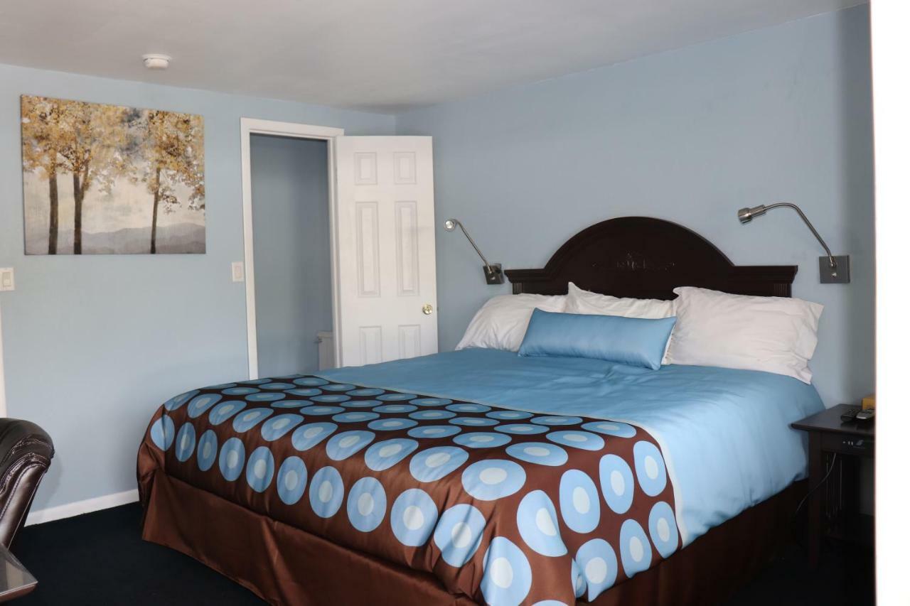 Hitching Post Country Motel Cornwall ภายนอก รูปภาพ