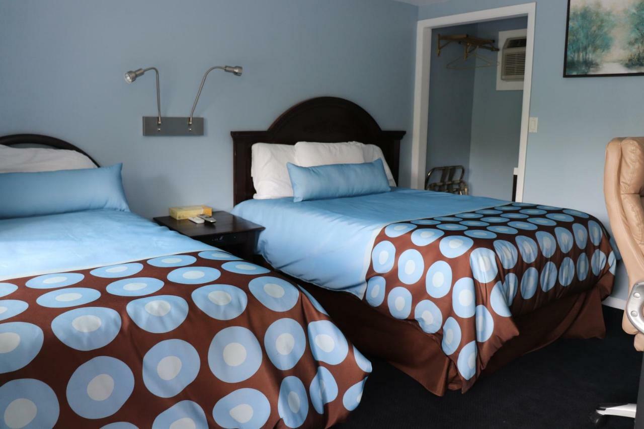 Hitching Post Country Motel Cornwall ภายนอก รูปภาพ