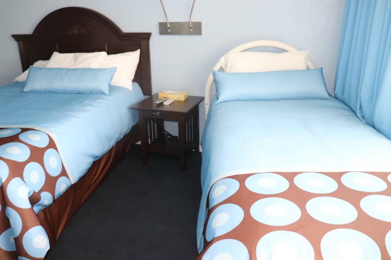 Hitching Post Country Motel Cornwall ภายนอก รูปภาพ