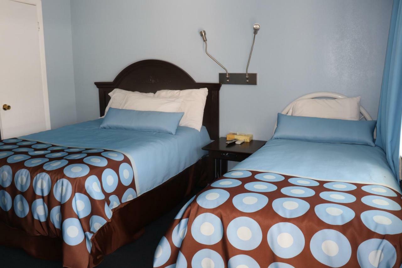 Hitching Post Country Motel Cornwall ภายนอก รูปภาพ