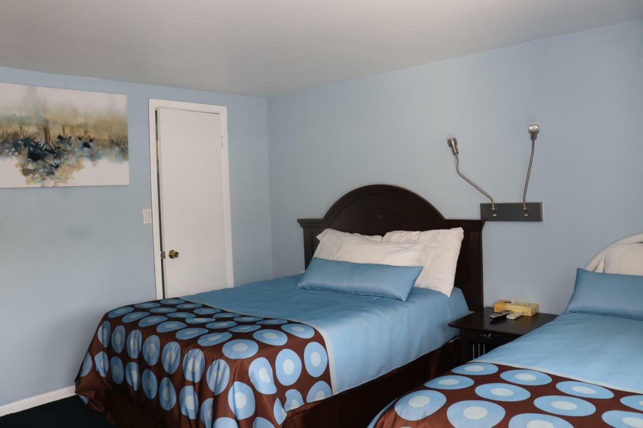Hitching Post Country Motel Cornwall ภายนอก รูปภาพ