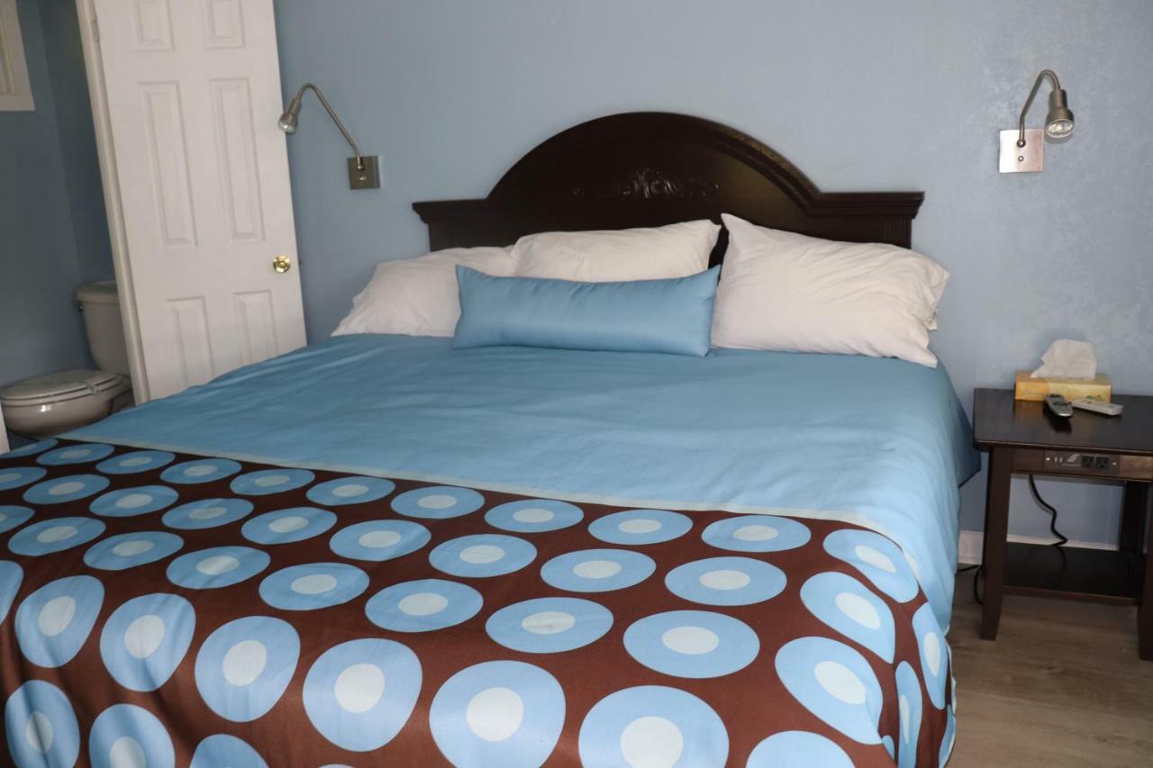 Hitching Post Country Motel Cornwall ภายนอก รูปภาพ